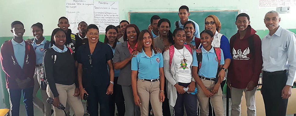 UASD Centro San Juan de la Maguana visita Liceo San Andrés en Vallejuelo