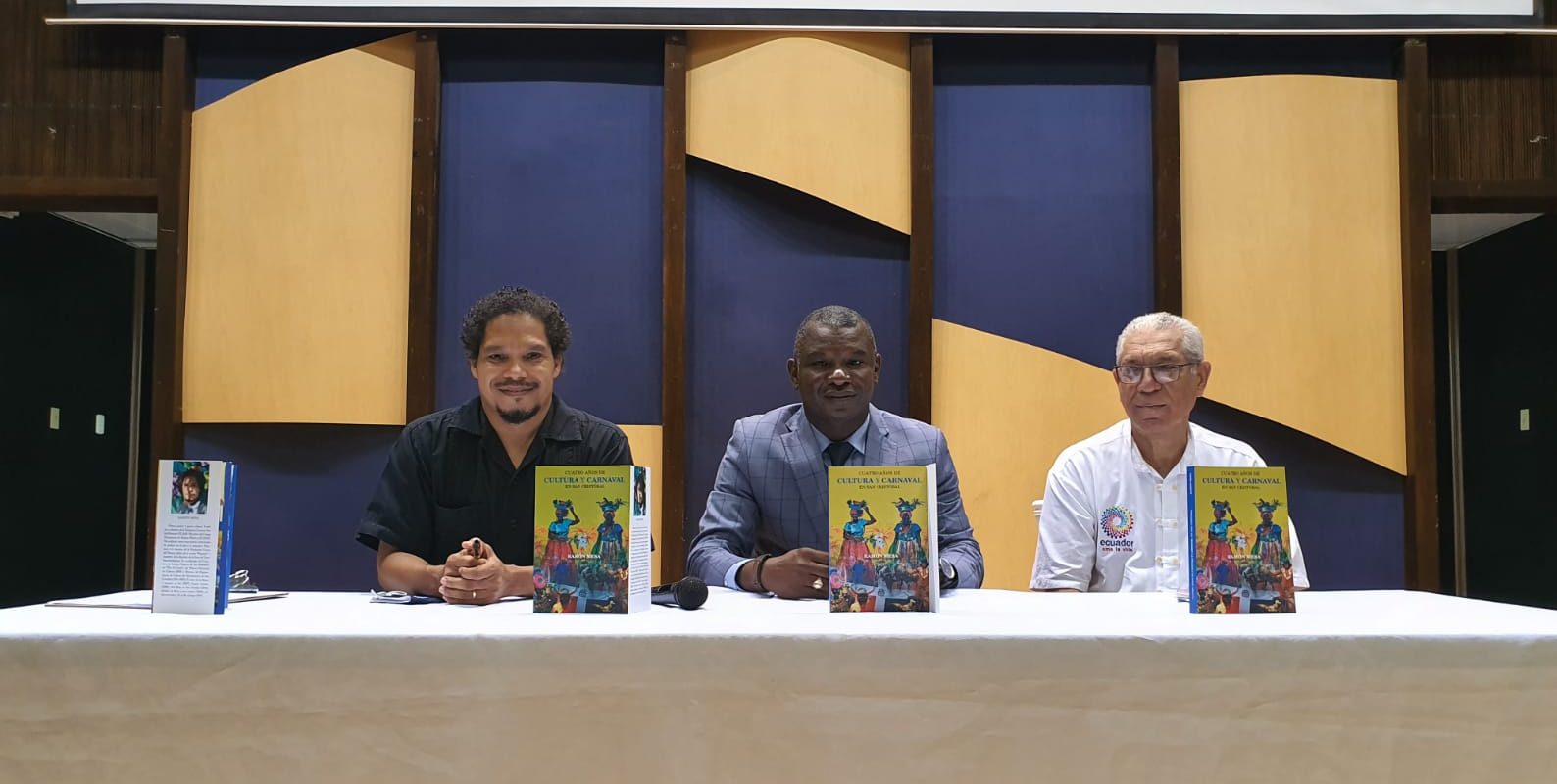 Puesta en circulación del libro «Cuatro años de Cultura y carnaval en San Cristóbal»