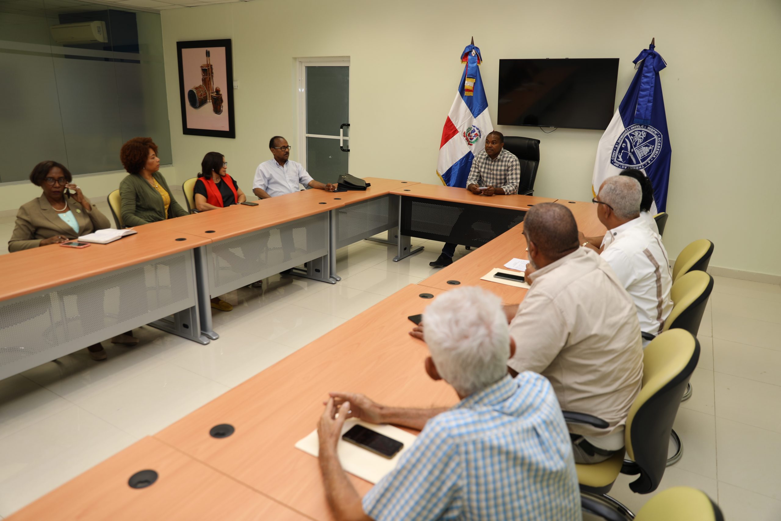 Reunión con coordinadores y encargados de laboratorios de UASD Recinto San Juan