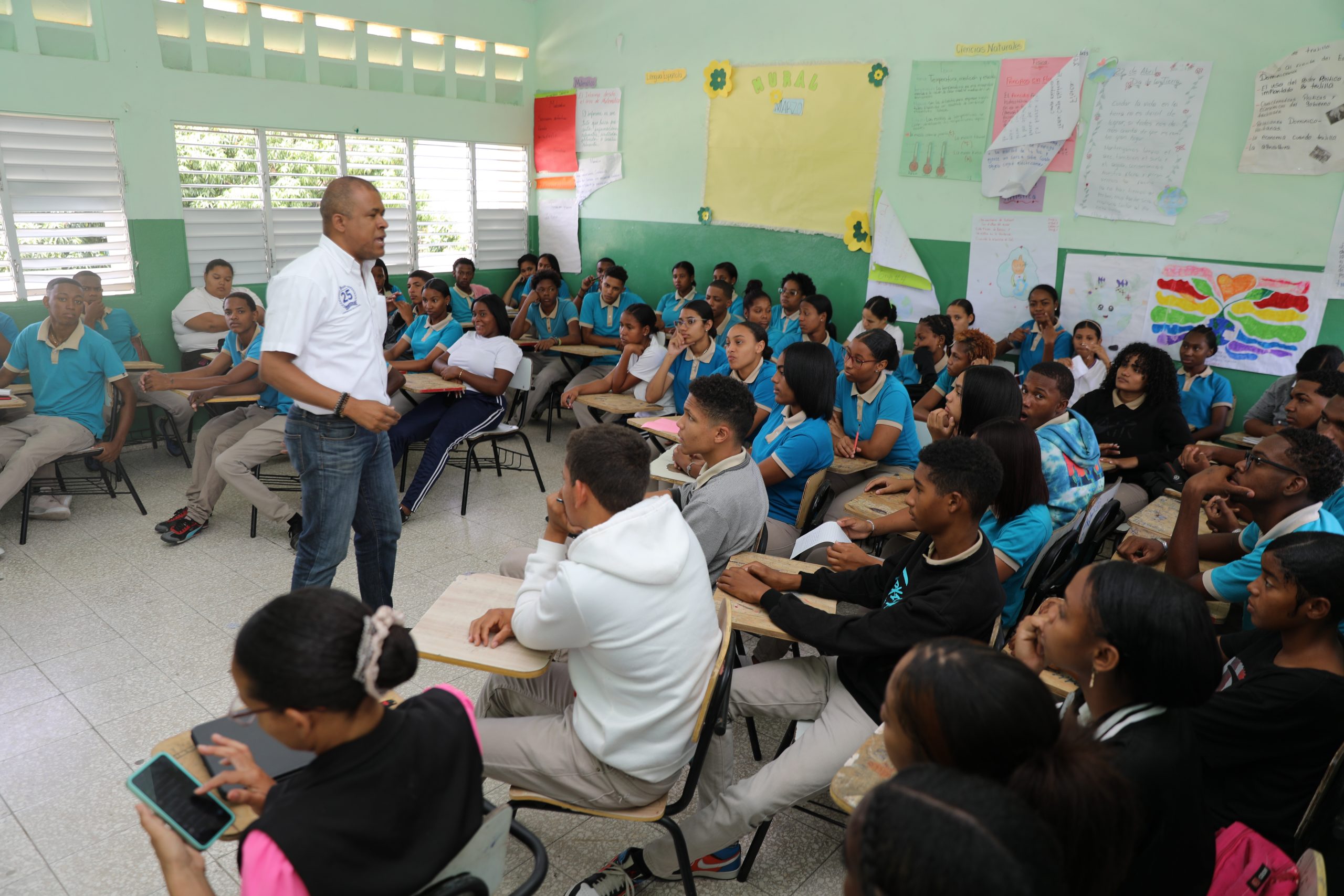 UASD San Juan visita tu escuela “Liceo Emilio Prud Homme” de San Juan de la Maguana