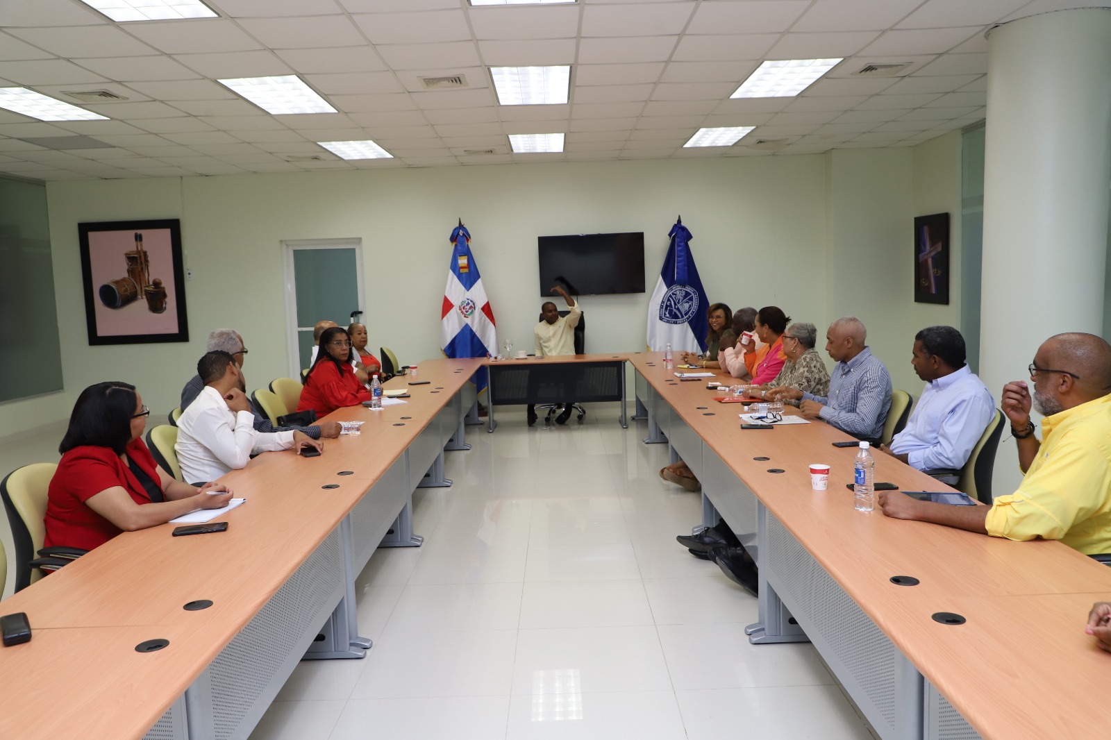 Reunión con encargados de áreas docentes de UASD Recinto San Juan